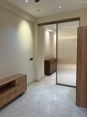 Room in 3 BHK Builder Floor at Rajouri Garden – for Rent