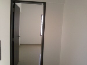 Bedroom in 3 BHK Apartment at Lokmanya Colony – for Rent