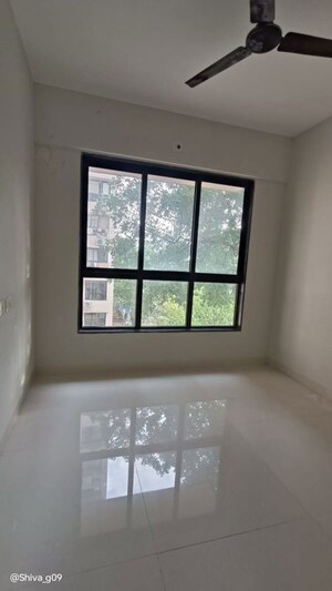 Room in 2 BHK Apartment at Dadar East – for Rent