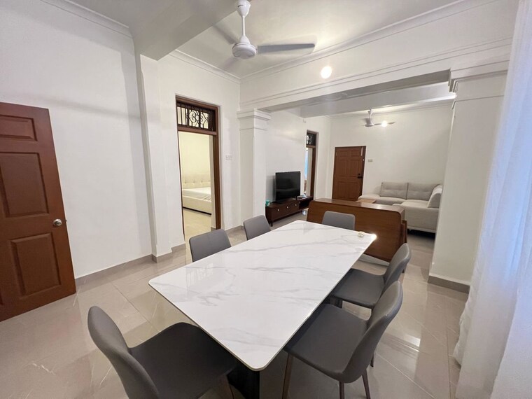 Dining area, bandra west 2.5 Bedroom 1100 Sq.Ft. Apartment In Bandra West Mumbai 10640579