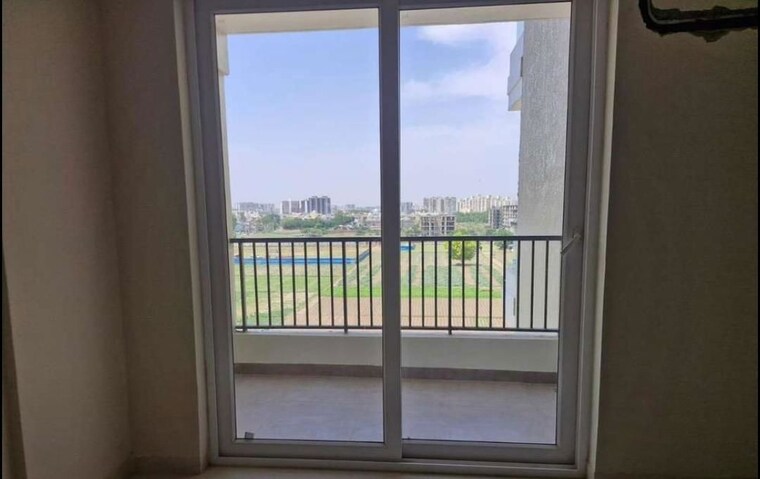 Room, skyline-elevate 3 Bedroom 1800 Sq.Ft. Apartment In Ramgarh Bhudda Zirakpur 10640616