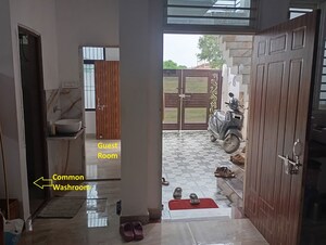 Parking in 3 BHK Independent House at Aurangabad Jagir – for Rent