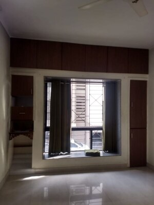 Bedroom in 3 BHK Apartment at Karve Nagar – for Rent