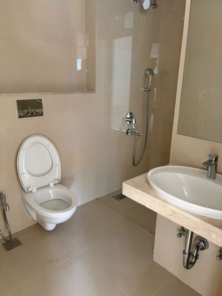 Bathroom, l-t-rejuve-360-tower-a 2.5 Bedroom 912 Sq.Ft. Apartment In Mulund West Mumbai 10640630