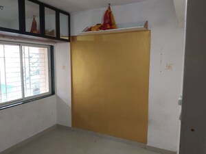 Bedroom in 1 BHK Apartment at Mayur Colony – for Rent