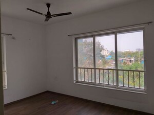 Room in 3 BHK Apartment at Pashankar Yin Yang, Kharadi – for Sale