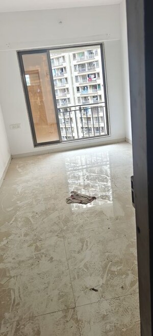 Room in 1 BHK Apartment at Tiara Hills, Mira Road – for Sale