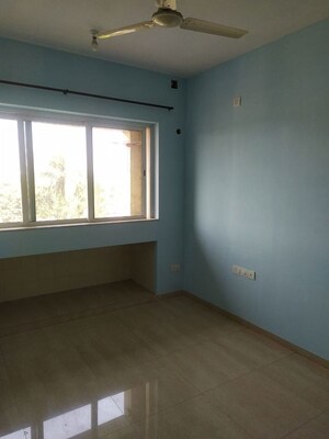 Room in 2 BHK Apartment at Hiranandani Maitri Park, Chembur – for Rent