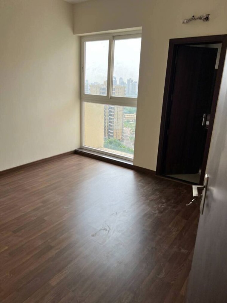 Room, ramprastha-skyz 3 Bedroom 1600 Sq.Ft. Apartment In Sector 37d Gurgaon 10639720