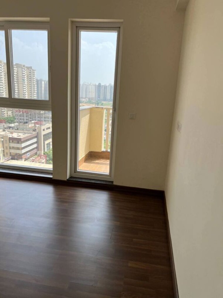 Room, ramprastha-skyz 3 Bedroom 1600 Sq.Ft. Apartment In Sector 37d Gurgaon 10639720