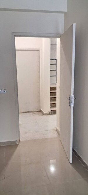 3 BHK Apartment – Entrance View at Conscient Habitat 102, Sector 102 - for Sale