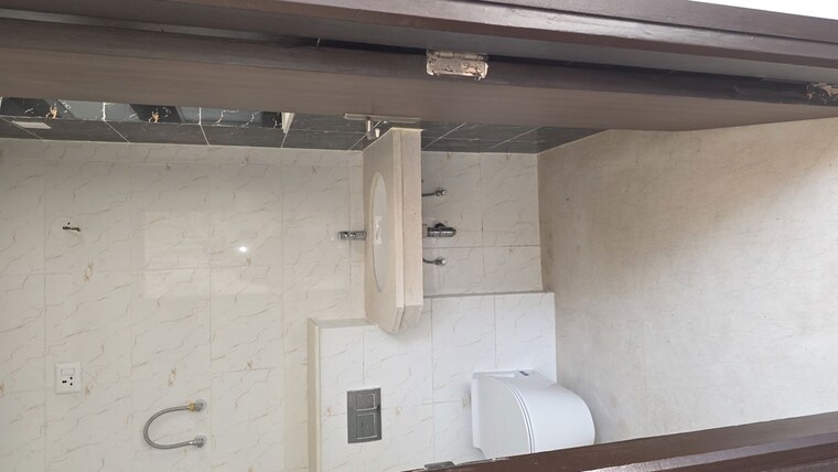 Kitchen, bptp-amstoria 3 Bedroom 2182 Sq.Ft. Builder Floor In Sector 102 Gurgaon 10640738