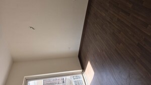 Furnished Amenities in 3 BHK Builder Floor at BPTP Amstoria, Sector 102 – for Sale