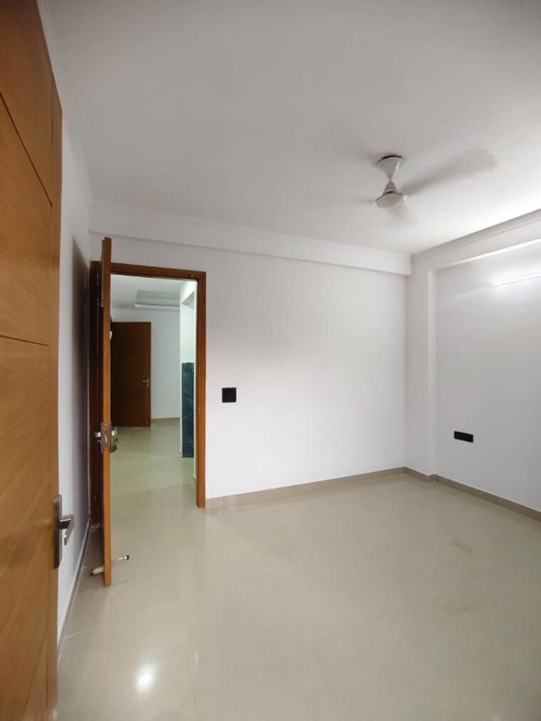Room, saket 1 Bedroom 450 Sq.Ft. Apartment In Saket Delhi 10640763