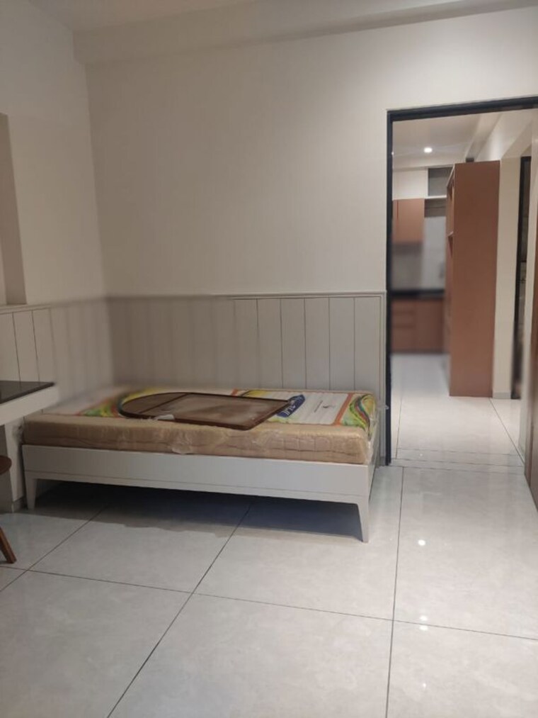 Bedroom, shree-aarna-sky-waves 4 Bedroom 1565 Sq.Ft. Apartment In Gotri Vadodara 10640707