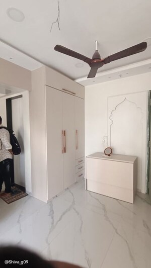  1 BHK Apartment at Gokhale Road – for Rent
