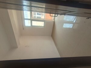 Building Lobby in 3.5 BHK Villa at Amrapali Riverview, Amrapali Leisure Valley – for Rent