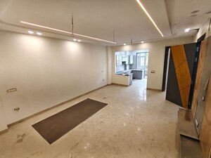 Room in 2 BHK Builder Floor at Tagore Garden – for Rent