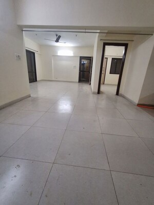 Room in 3 BHK Apartment at AWHO Tucker Enclave, Hadapsar – for Rent