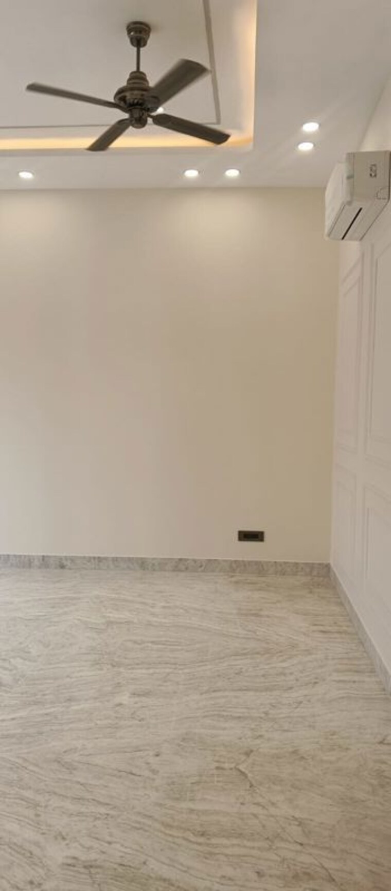 Room, vasant kunj 4 Bedroom 3000 Sq.Ft. Villa In Vasant Kunj Delhi 10640794