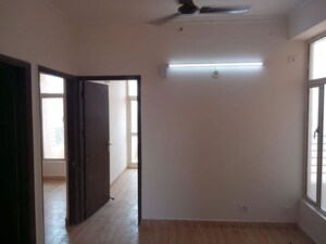 Room in 2 BHK Apartment at Migsun Green Mansion, Zeta I Greater Noida – for Sale