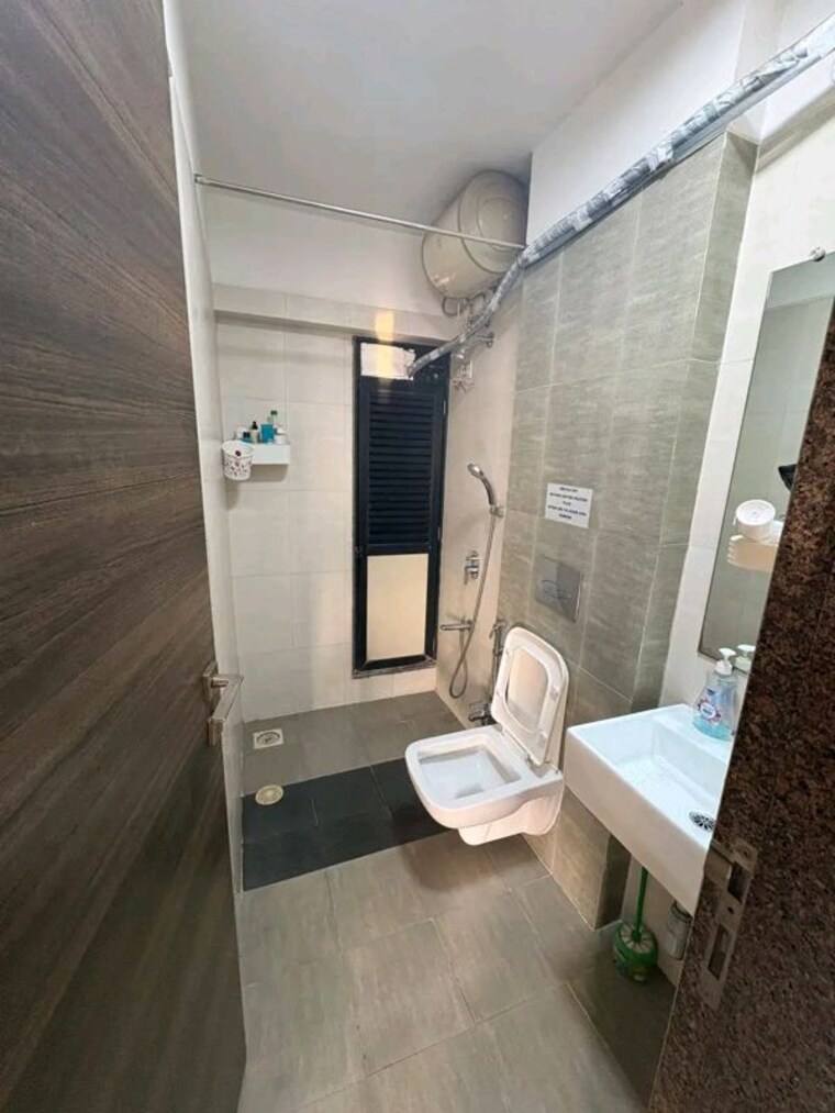 Bathroom, agarwal-krish-garden 1 Bedroom 600 Sq.Ft. Apartment In Nalasopara West Palghar 10640804