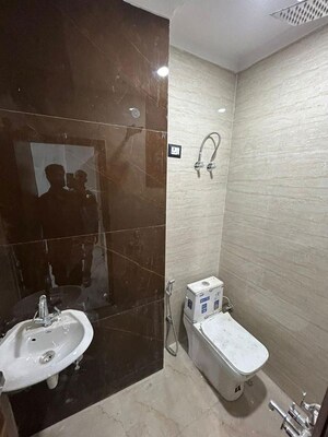 Bathroom in 1 BHK Builder Floor at Neb Sarai – for Rent