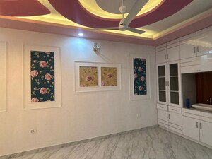 3 BHK Builder Floor For Rent in Aman Vihar