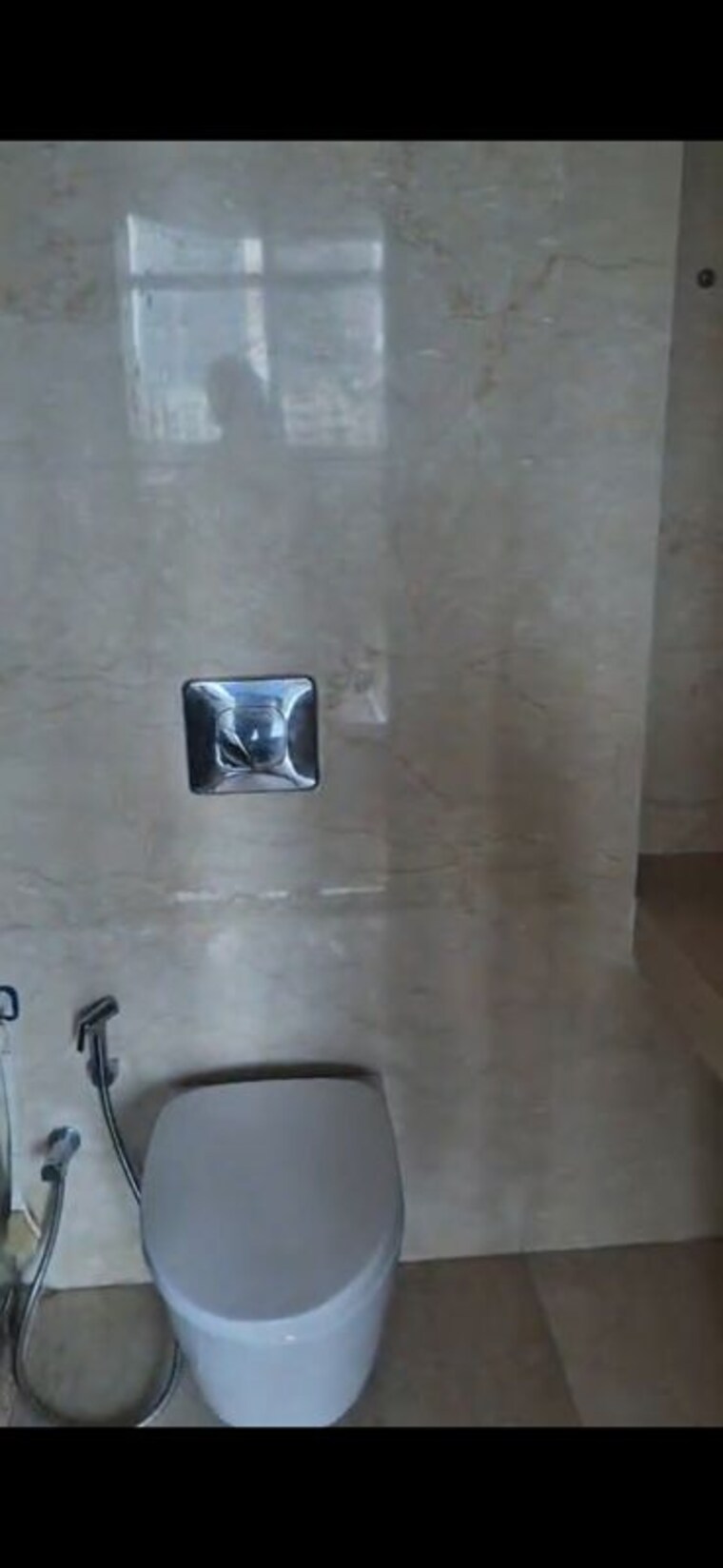 Bathroom, worli 3 Bedroom 2000 Sq.Ft. Apartment In Worli Mumbai 10640846