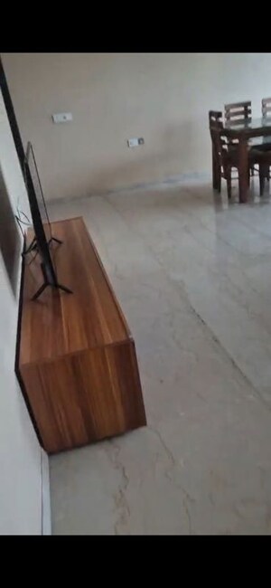 Staircase in 3 BHK Apartment at Worli – for Rent