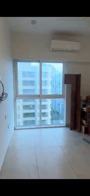Room in 2 BHK Apartment at Hubtown Sunstone, Bandra East – for Rent