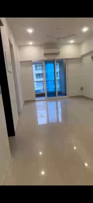 2 BHK Apartment For Rent in Hubtown Sunstone, Bandra East