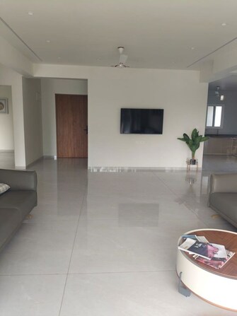 3 BHK + Prayer Room Apartment For Sale in Swastika Empire in New Alkapuri, Vadodara