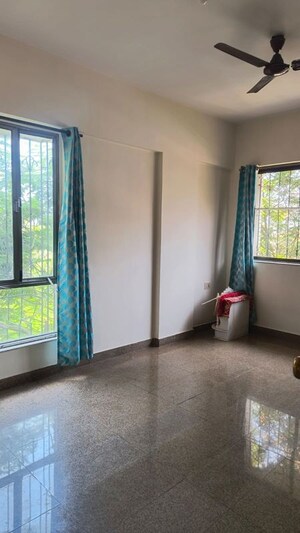 Bedroom in 2 BHK Apartment at Chembur – for Rent