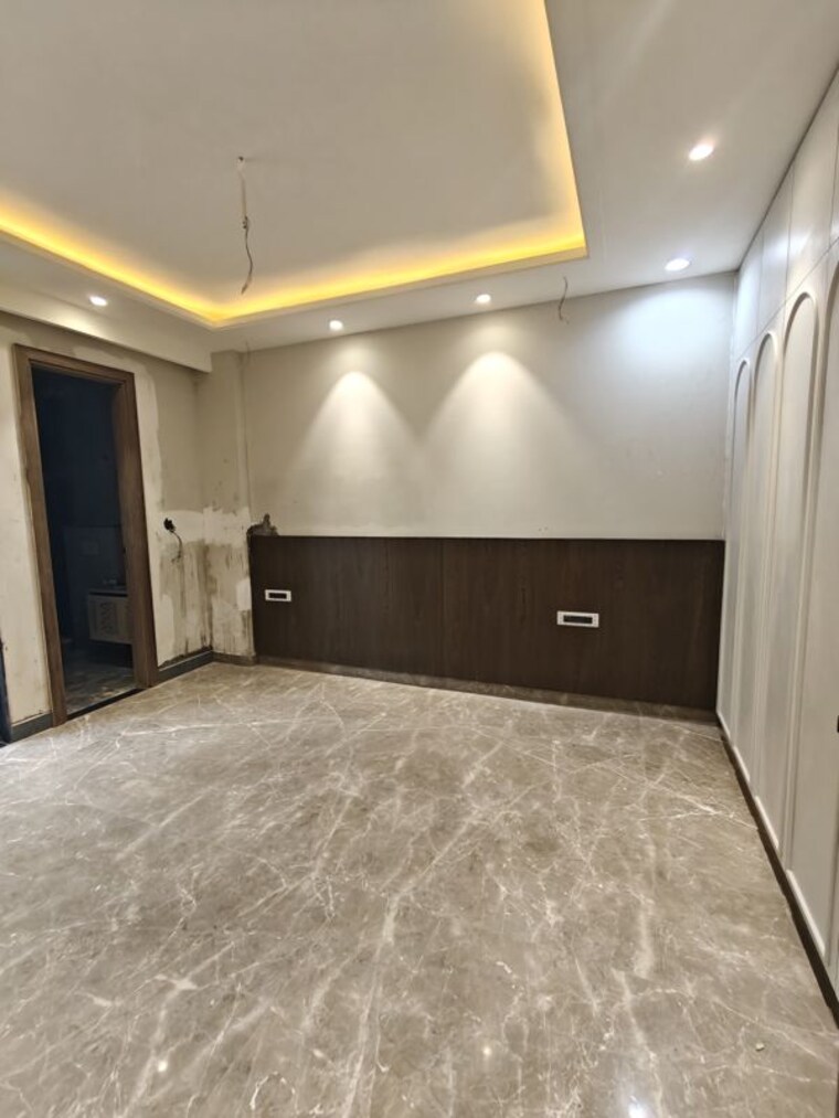 Room, sushant lok i 3 Bedroom 215 Sq.Yd. Builder Floor In Sushant Lok I Gurgaon 10640894