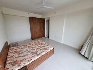4 BHK Apartment For Sale in Rustomjee Paramount, Khar West