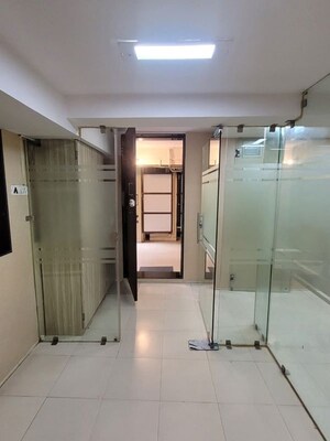  Office Space For Rent in Suchidham Complex, Goregaon East