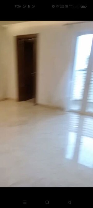 Room in 3 BHK Builder Floor at Jor Bagh – for Rent