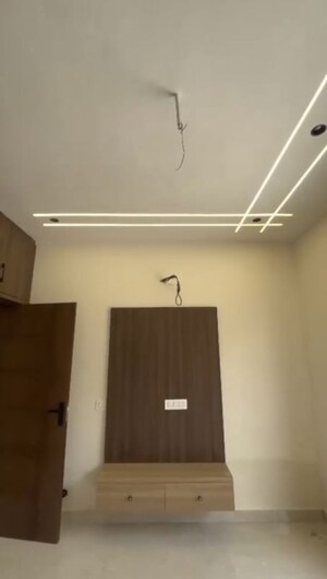 Room in 4 BHK Independent House at Aerocity – for Sale