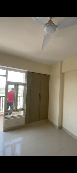 Room in 2 BHK Apartment at Javin Raj Empire, Raj Nagar Extension – for Rent
