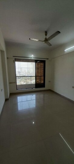 2 BHK Apartment For Rent in Trishul Patel Heights