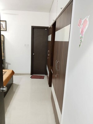 Furnished Amenities in 2 BHK Apartment at Naren Bliss Phase I, Magarpatta Road – for Rent