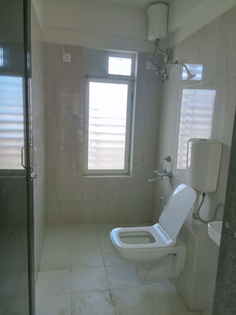 Bathroom, puranik-tokyo-bay-phase-2a 2 Bedroom 750 Sq.Ft. Apartment In Kasarvadavali Thane 10640985