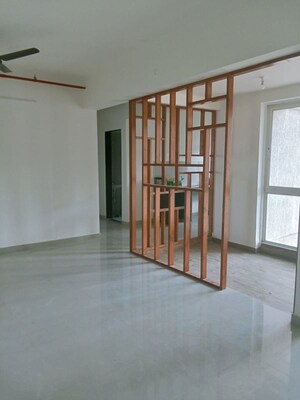Room in 2 BHK Apartment at Puranik Tokyo Bay Phase 2A, Kasarvadavali – for Rent