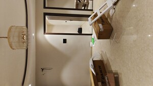 Furnished Amenities in 3 BHK Builder Floor at Shastri Nagar – for Sale