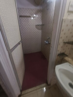 Bathroom in 1 BHK Apartment at Green Hills, Kandivali East – for Rent
