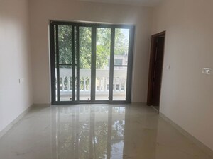 3 BHK Builder Floor For Rent in Sector 8