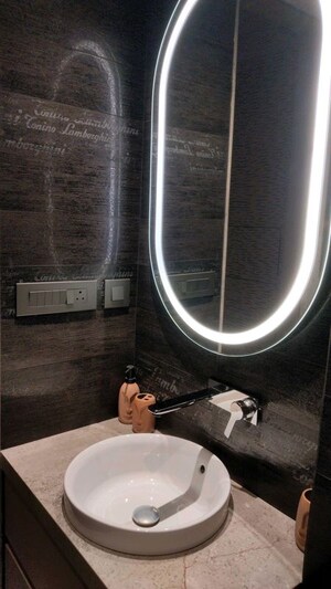 Bathroom in 4 BHK Apartment at Bandra Kurla Complex – for Sale