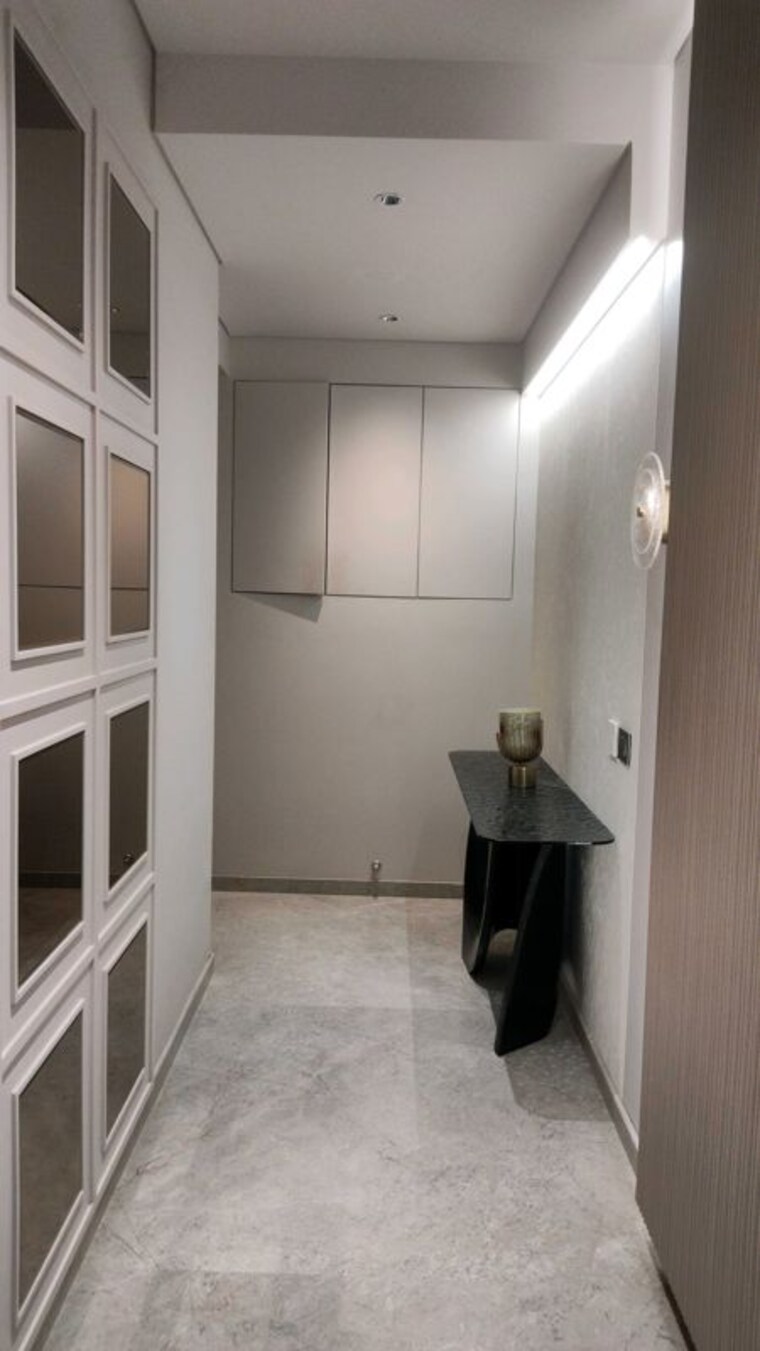 Bathroom, bandra kurla complex 4 Bedroom 2090 Sq.Ft. Apartment In Bandra Kurla Complex Mumbai 10641038