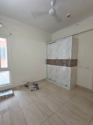 Room in 3 BHK Apartment at Trident Embassy, Sector 1 Greater Noida – for Sale